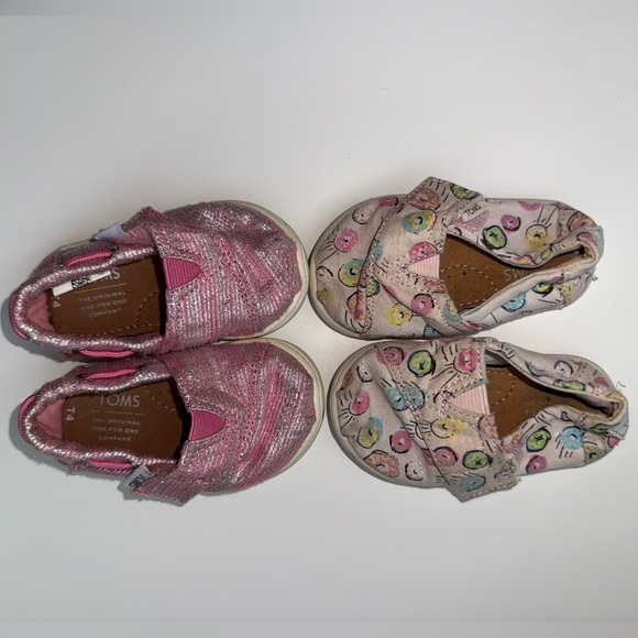 TOMS Baby Pink and Multi-Color 2 Pair Shoes Set Baby US4 - Picture 3 of 7